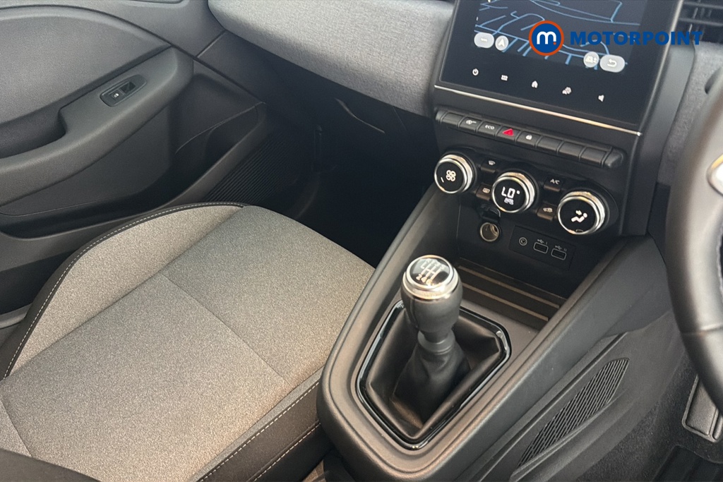 Renault Clio Evolution Manual Petrol Hatchback - Stock Number (1670179) - 15th supplementary image