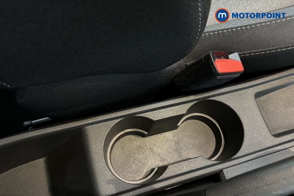 Renault Clio Evolution Manual Petrol Hatchback - Stock Number (1670179) - 16th supplementary image