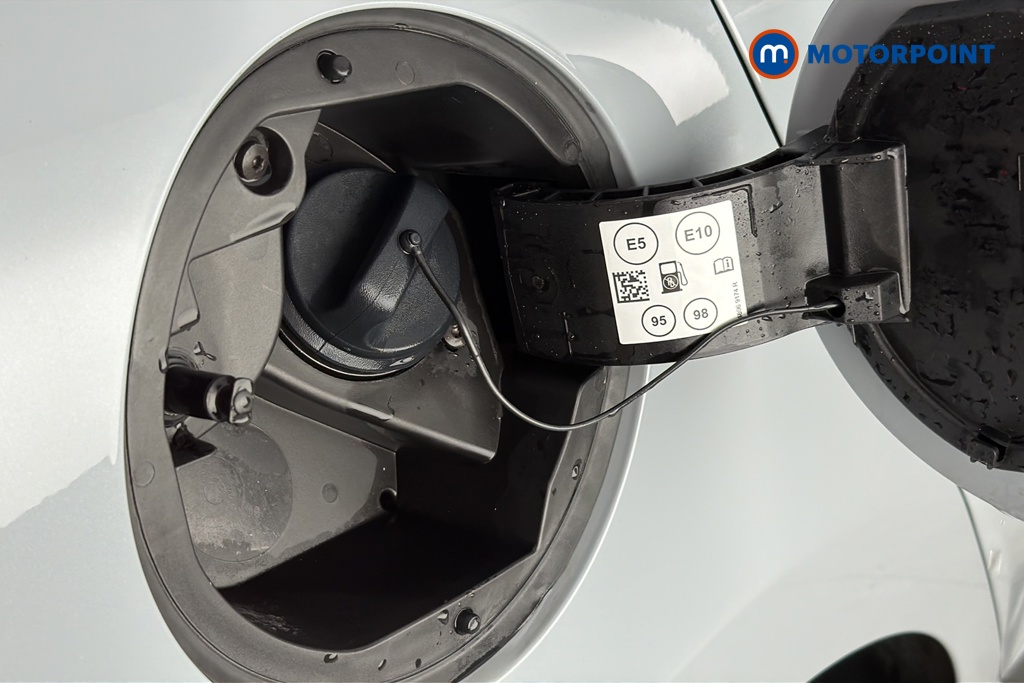 Renault Clio Evolution Manual Petrol Hatchback - Stock Number (1670179) - 41st supplementary image