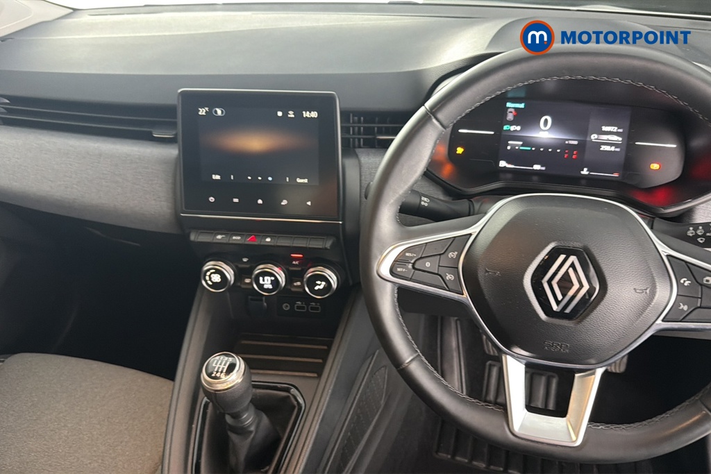 Renault Clio Evolution Manual Petrol Hatchback - Stock Number (1670185) - 1st supplementary image