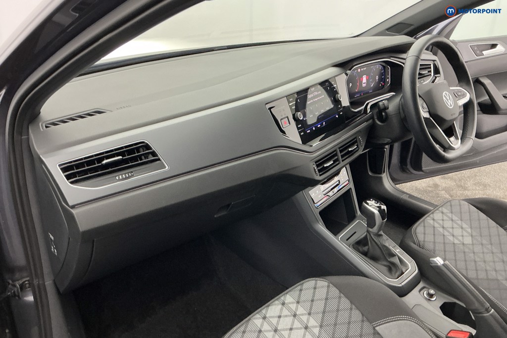 Volkswagen Polo R-Line Automatic Petrol Hatchback - Stock Number (1670322) - 9th supplementary image