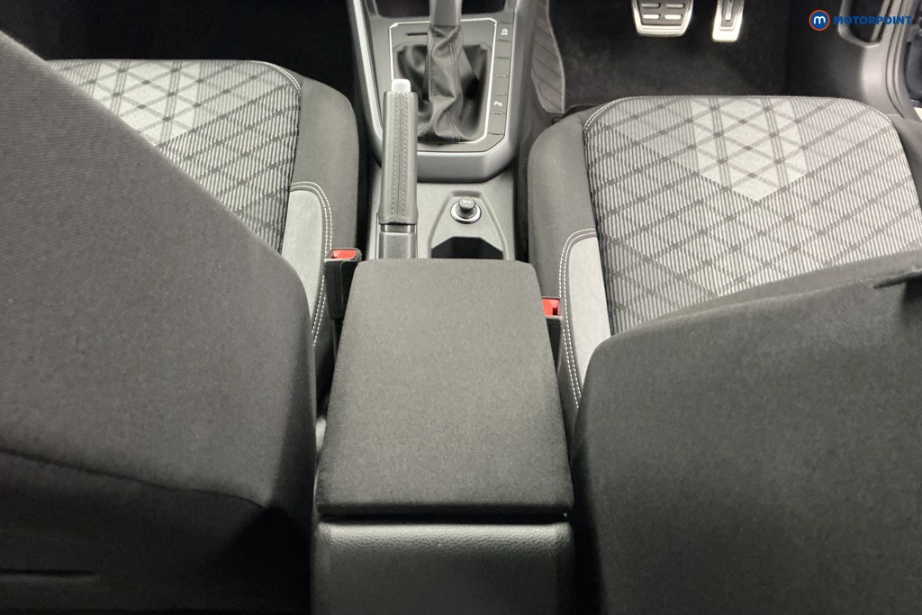 Volkswagen Polo R-Line Automatic Petrol Hatchback - Stock Number (1670322) - 11th supplementary image