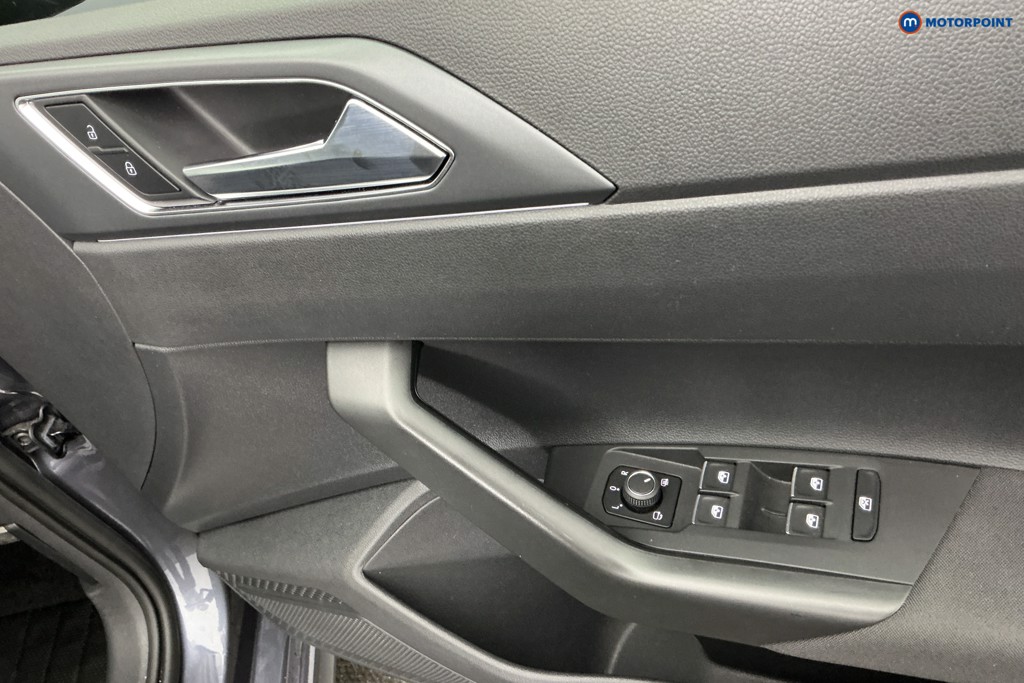 Volkswagen Polo R-Line Automatic Petrol Hatchback - Stock Number (1670322) - 24th supplementary image