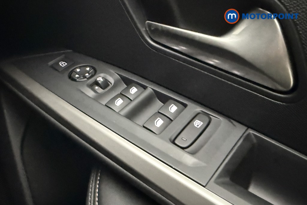 Peugeot 5008 Allure Premium Automatic Petrol SUV - Stock Number (1670427) - 17th supplementary image
