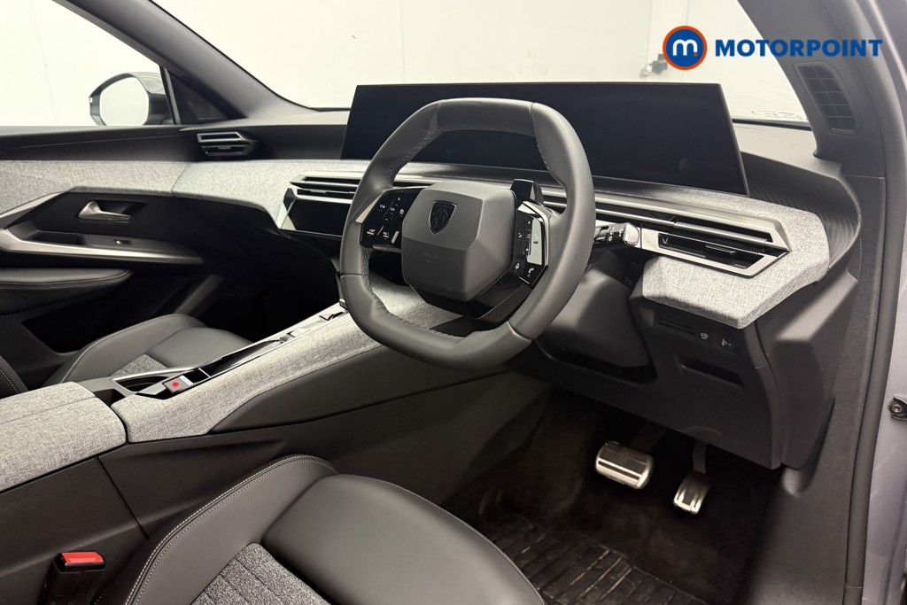 Peugeot 5008 Allure Premium Automatic Petrol SUV - Stock Number (1670429) - 8th supplementary image