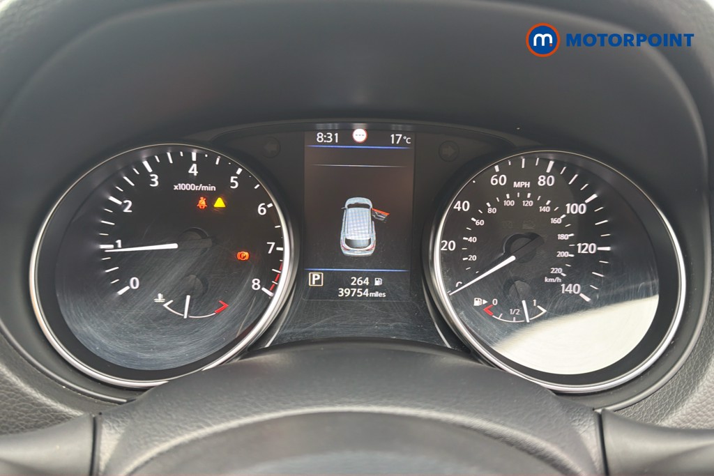 Nissan Qashqai Acenta Premium Automatic Petrol SUV - Stock Number (1670493) - 6th supplementary image