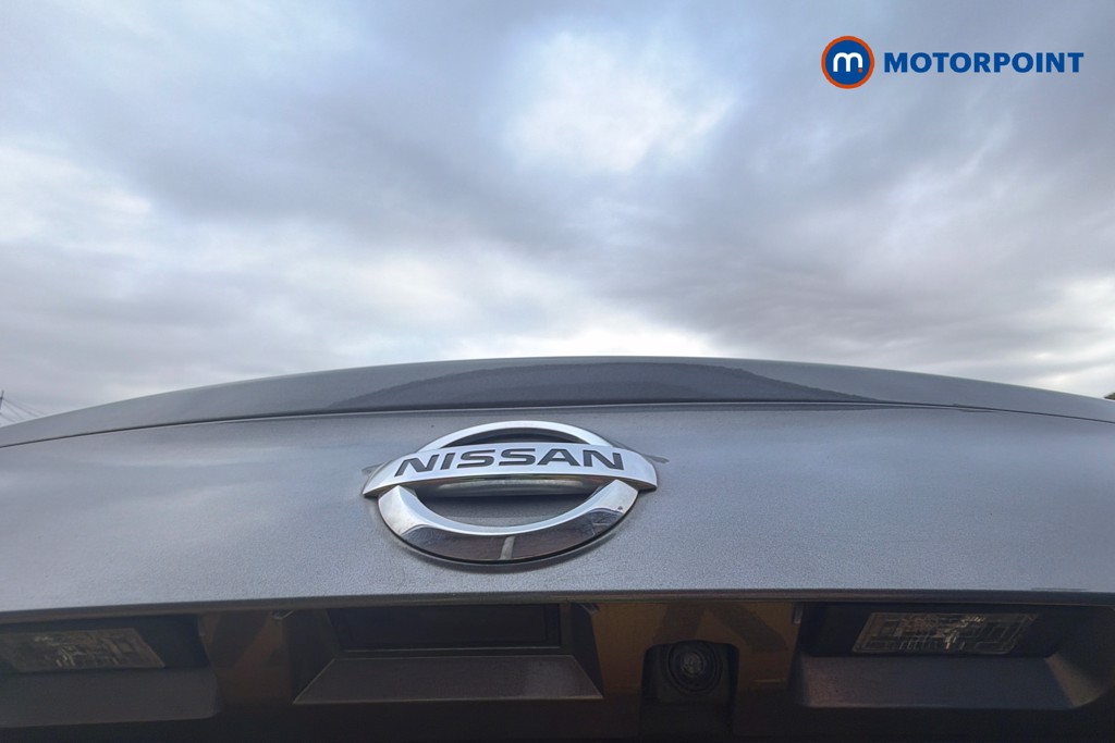 Nissan Qashqai Acenta Premium Automatic Petrol SUV - Stock Number (1670493) - 21st supplementary image