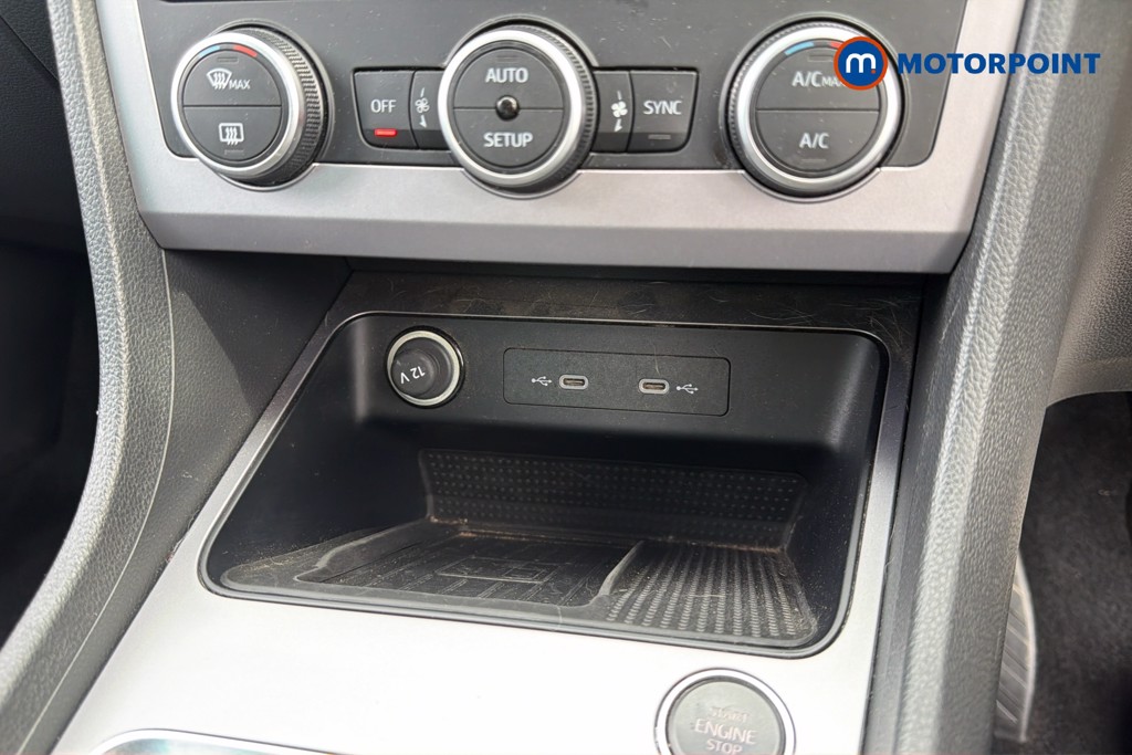 Seat Ateca FR Manual Petrol SUV - Stock Number (1670548) - 17th supplementary image