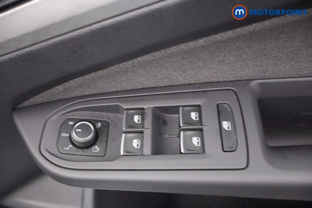Volkswagen Golf Match Automatic Petrol Hatchback - Stock Number (1670578) - 9th supplementary image