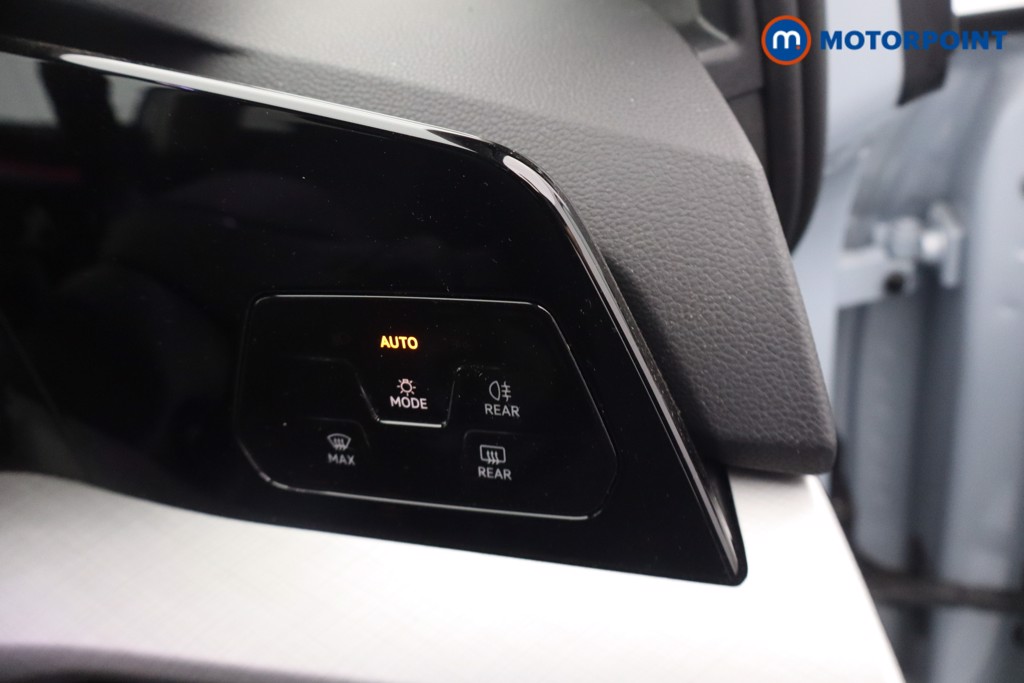 Volkswagen Golf Match Automatic Petrol Hatchback - Stock Number (1670578) - 12th supplementary image