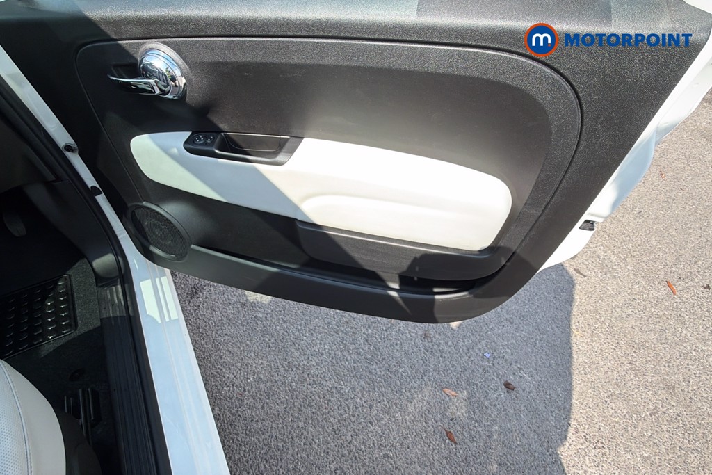 Fiat 500 Star Automatic Petrol Hatchback - Stock Number (1670708) - 1st supplementary image