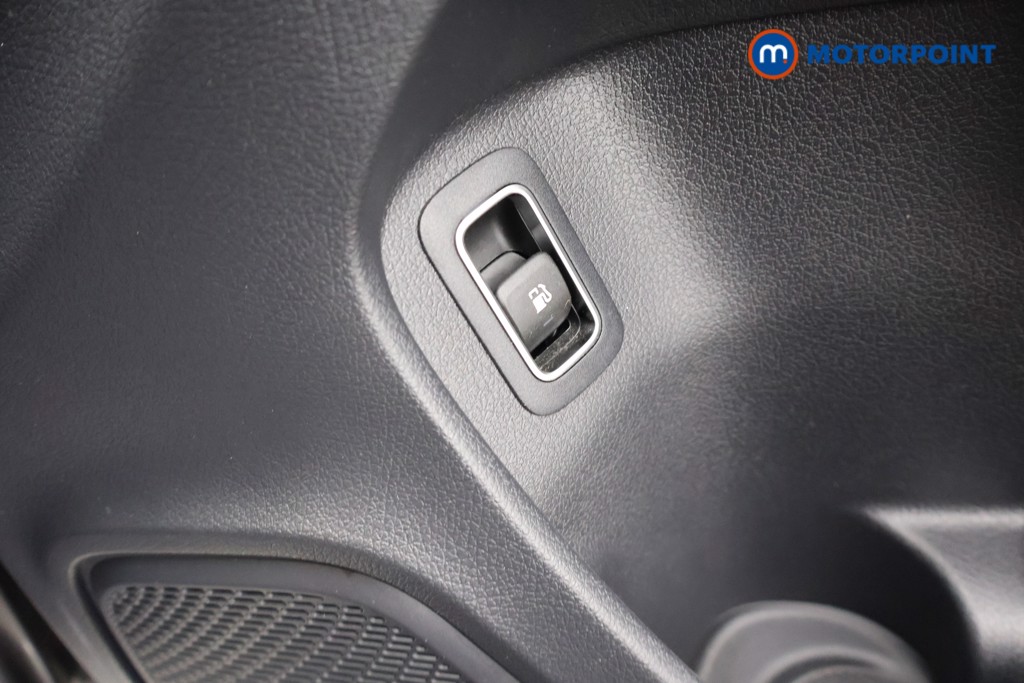 Mercedes-Benz A Class Amg Line Automatic Petrol Plug-In Hybrid Hatchback - Stock Number (1670723) - 20th supplementary image