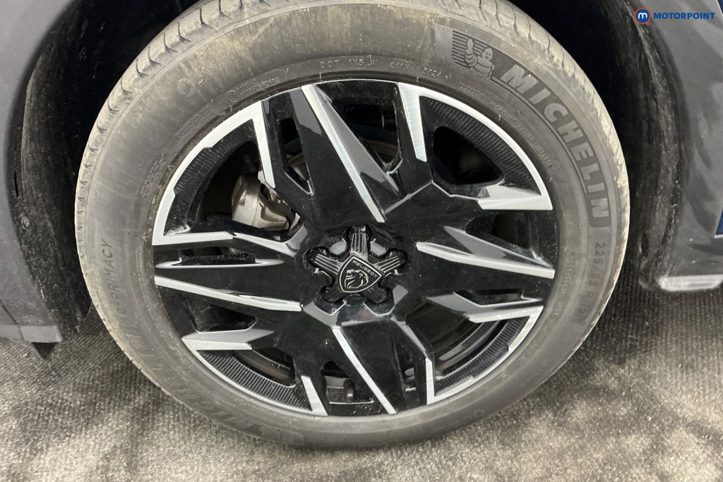 Peugeot 3008 Allure Automatic Petrol SUV - Stock Number (1670736) - 32nd supplementary image