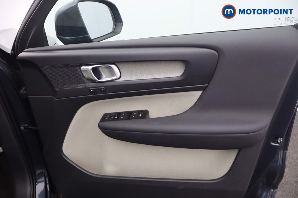 Volvo Xc40 Inscription Pro Automatic Petrol Plug-In Hybrid SUV - Stock Number (1670777) - 10th supplementary image