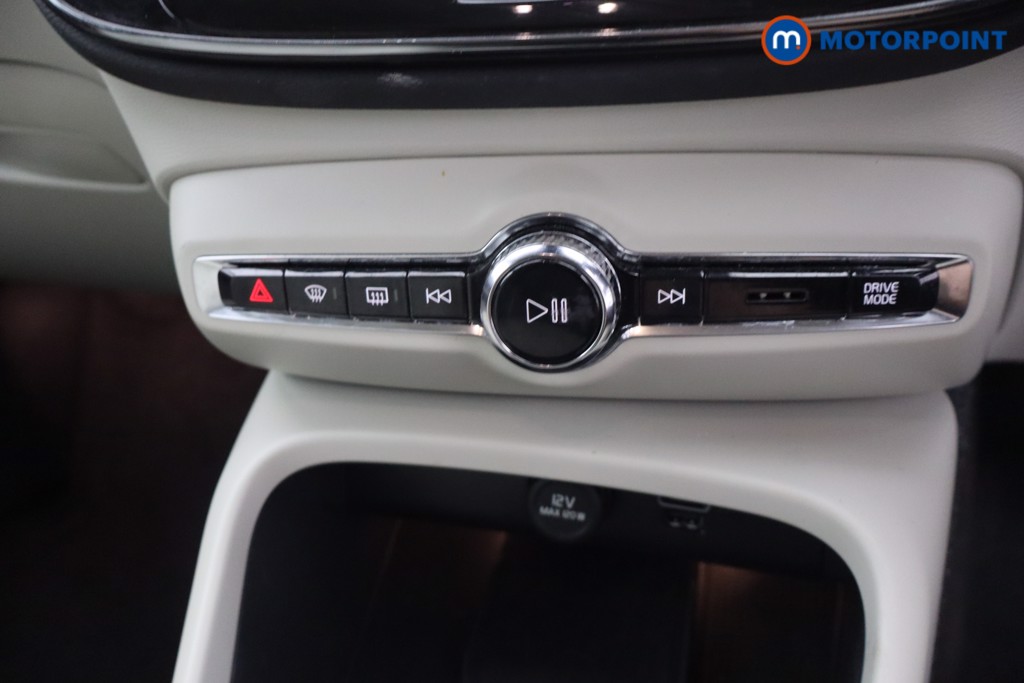 Volvo Xc40 Inscription Pro Automatic Petrol Plug-In Hybrid SUV - Stock Number (1670777) - 19th supplementary image
