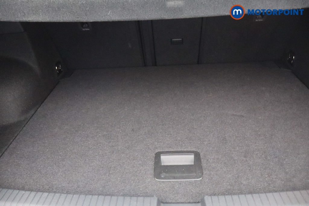 Volkswagen T-Roc Life Manual Petrol SUV - Stock Number (1670803) - 5th supplementary image