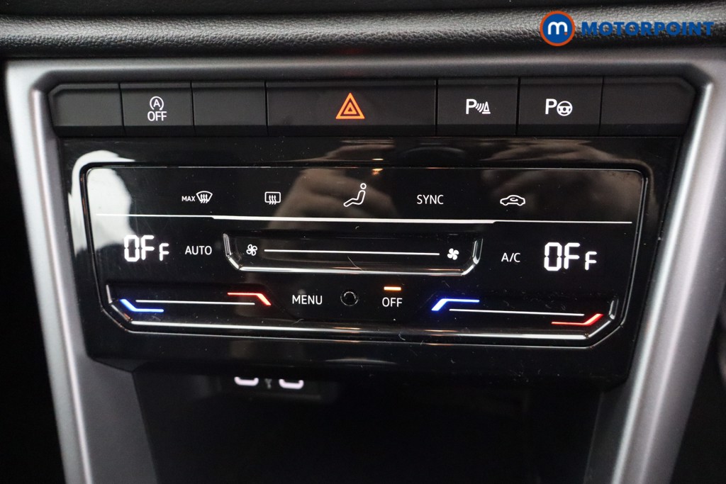 Volkswagen T-Roc Life Manual Petrol SUV - Stock Number (1670803) - 16th supplementary image