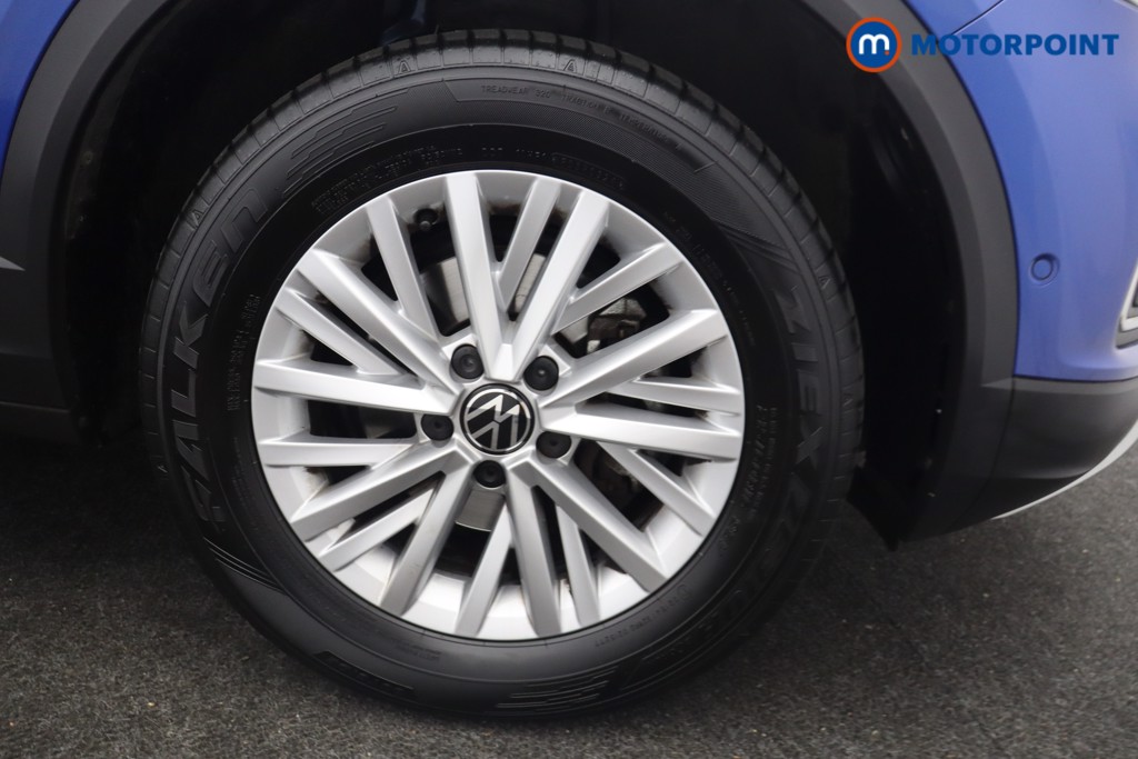 Volkswagen T-Roc Life Manual Petrol SUV - Stock Number (1670803) - 24th supplementary image