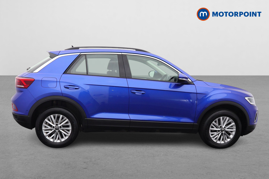 Volkswagen T-Roc Life Manual Petrol SUV - Stock Number (1670803) - Drivers side