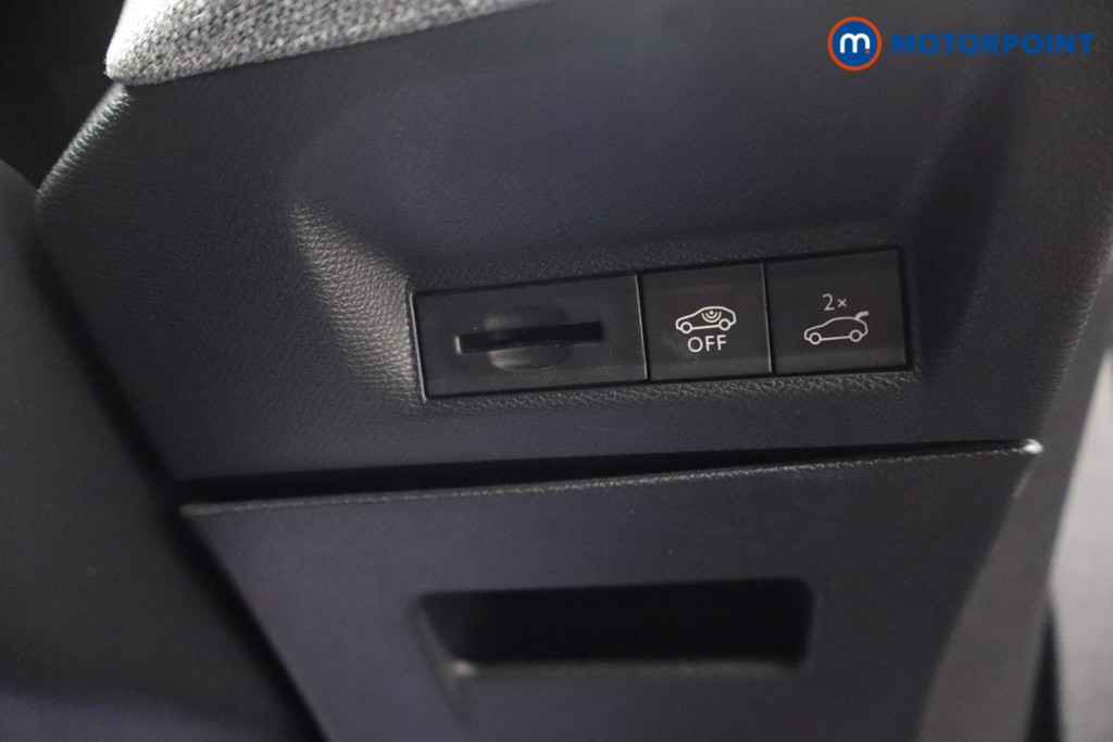 Peugeot 5008 GT Automatic Petrol SUV - Stock Number (1670945) - 17th supplementary image