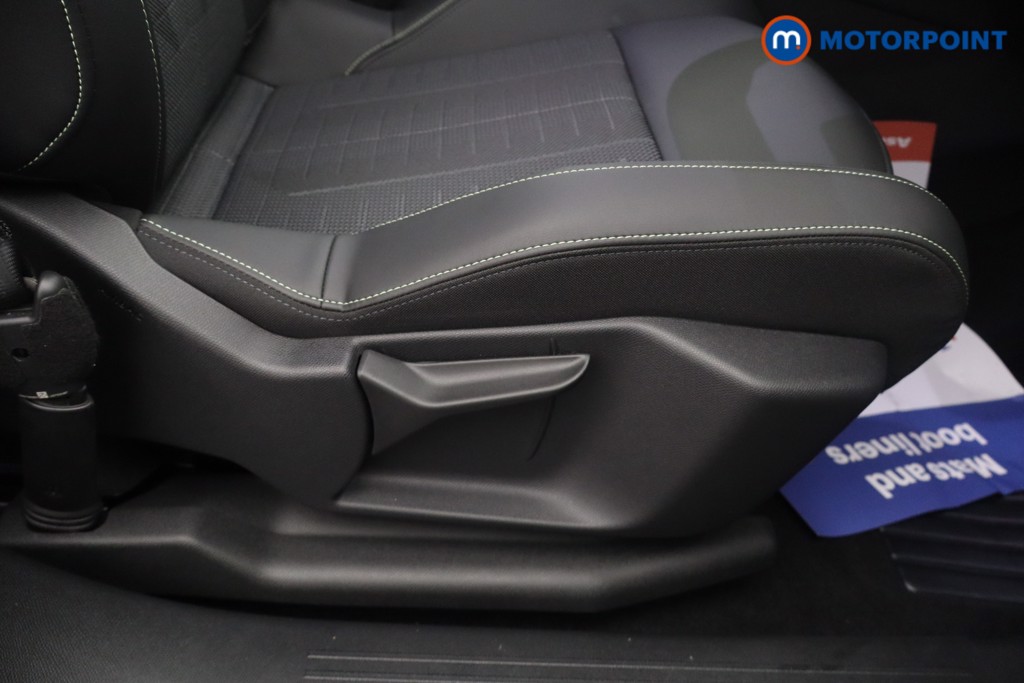 Peugeot 5008 GT Automatic Petrol SUV - Stock Number (1670945) - 18th supplementary image