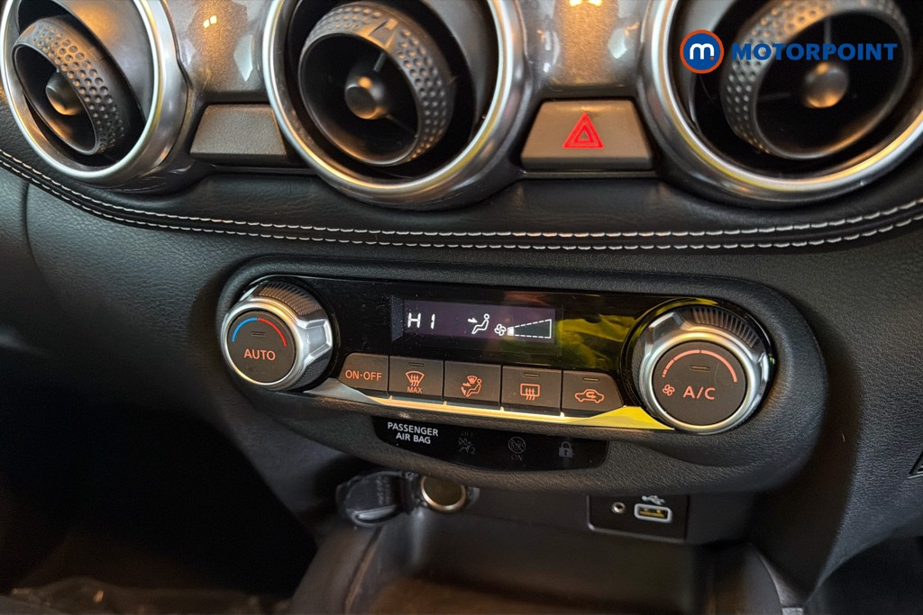 Nissan Juke N-Connecta Automatic Petrol SUV - Stock Number (1670958) - 12th supplementary image