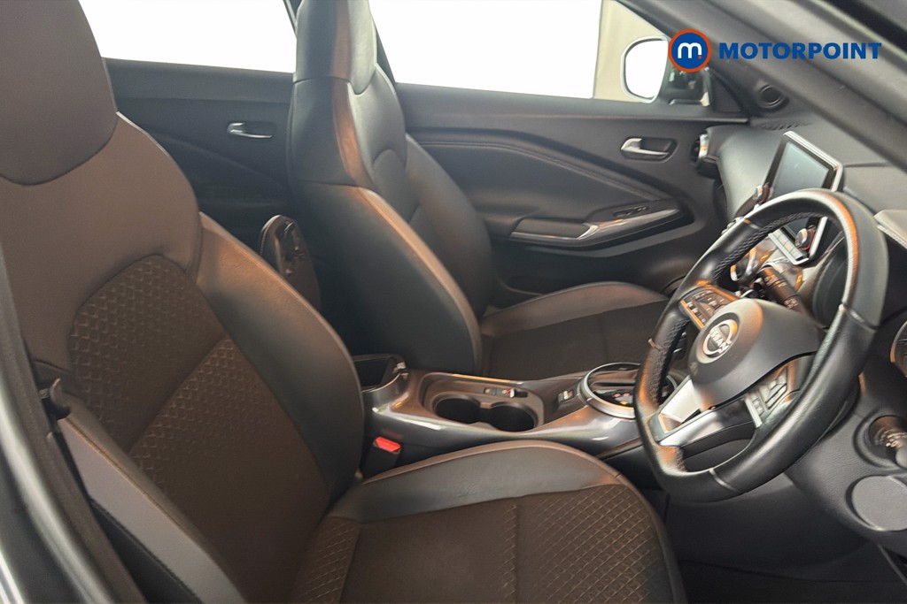 Nissan Juke N-Connecta Automatic Petrol SUV - Stock Number (1670958) - 22nd supplementary image
