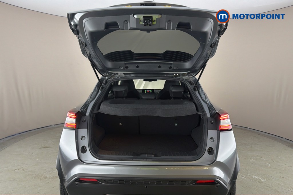 Nissan Juke N-Connecta Automatic Petrol SUV - Stock Number (1670958) - 33rd supplementary image