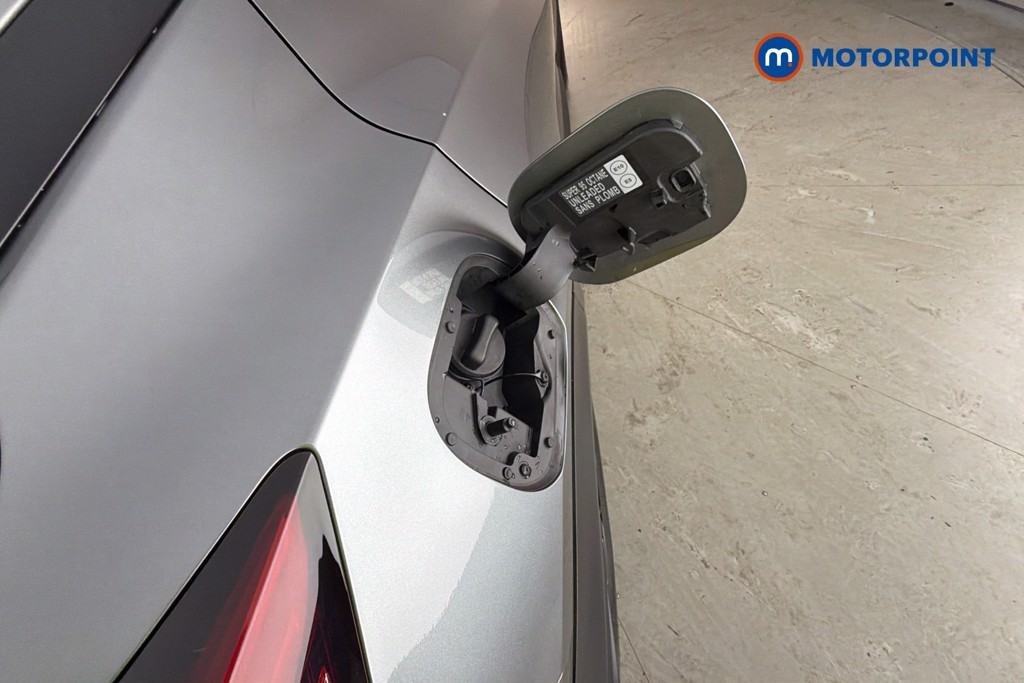 Nissan Juke N-Connecta Automatic Petrol SUV - Stock Number (1670958) - 41st supplementary image