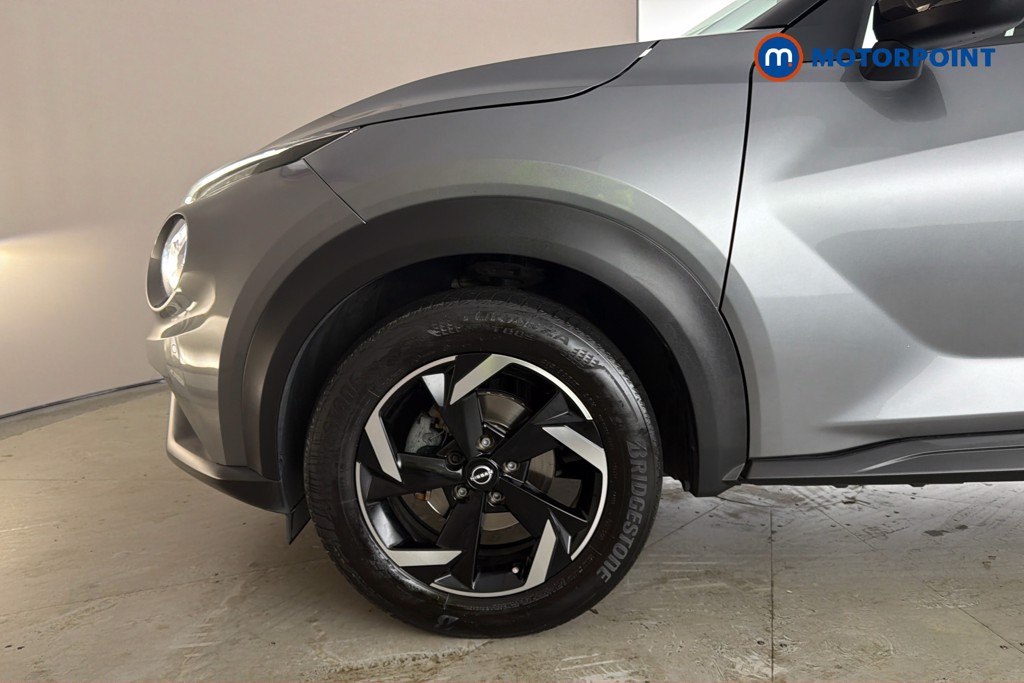 Nissan Juke N-Connecta Automatic Petrol SUV - Stock Number (1670958) - 47th supplementary image