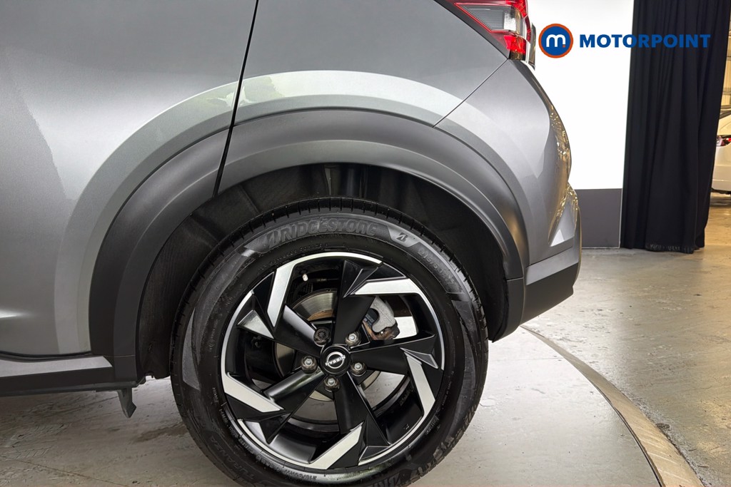 Nissan Juke N-Connecta Automatic Petrol SUV - Stock Number (1670958) - 48th supplementary image