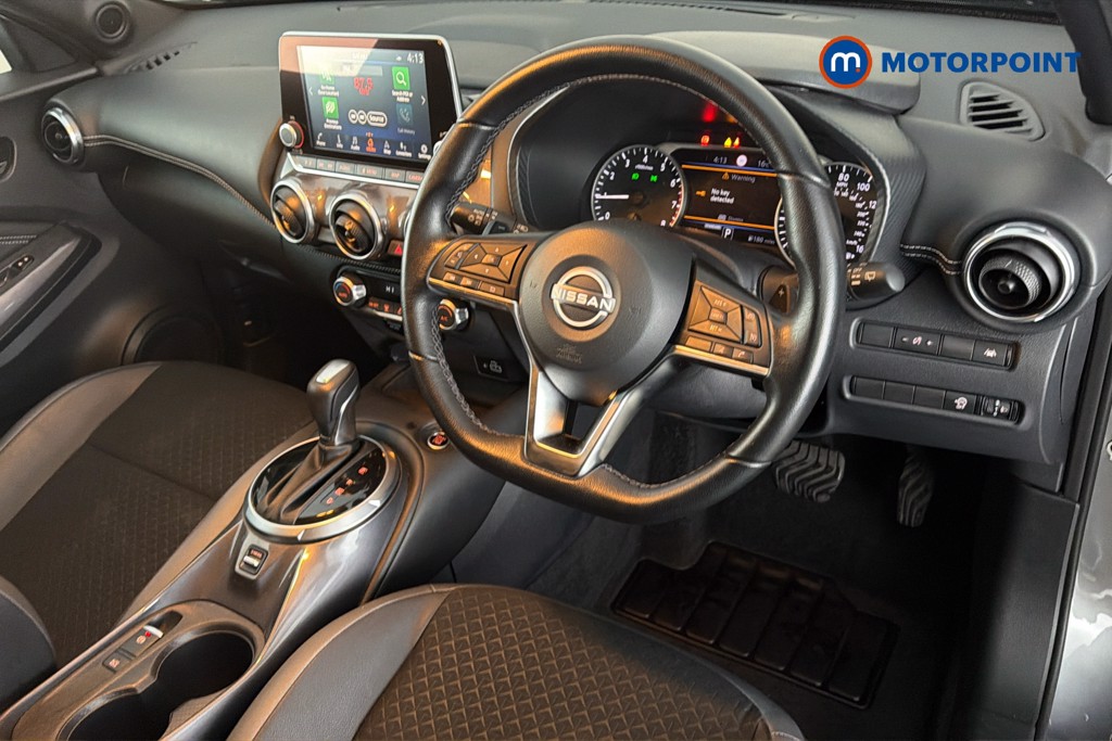 Nissan Juke N-Connecta Automatic Petrol SUV - Stock Number (1670958) - 1st supplementary image