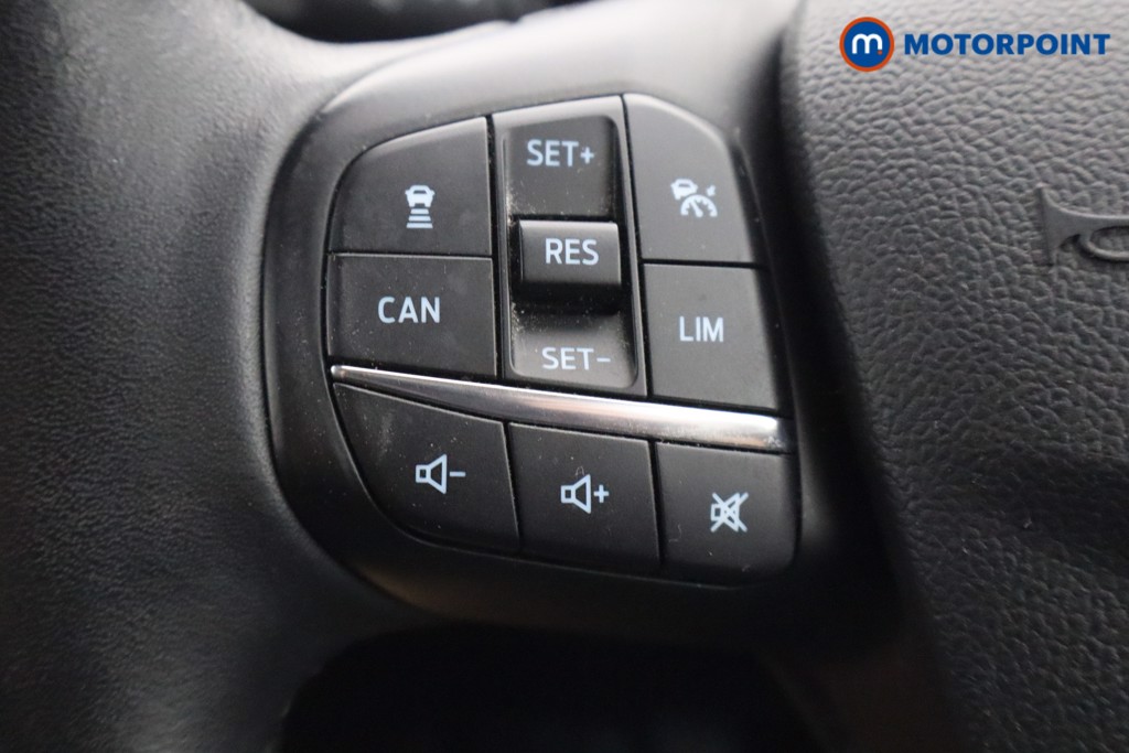 Ford Focus Titanium Manual Petrol Hatchback - Stock Number (1670974) - 15th supplementary image