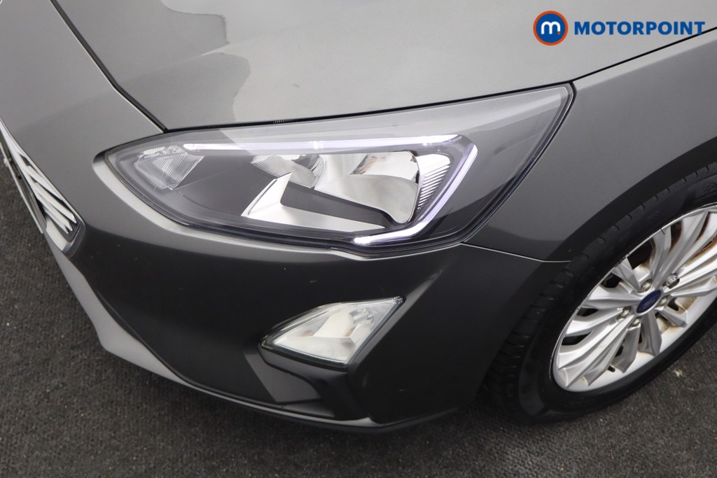 Ford Focus Titanium Manual Petrol Hatchback - Stock Number (1670974) - 25th supplementary image