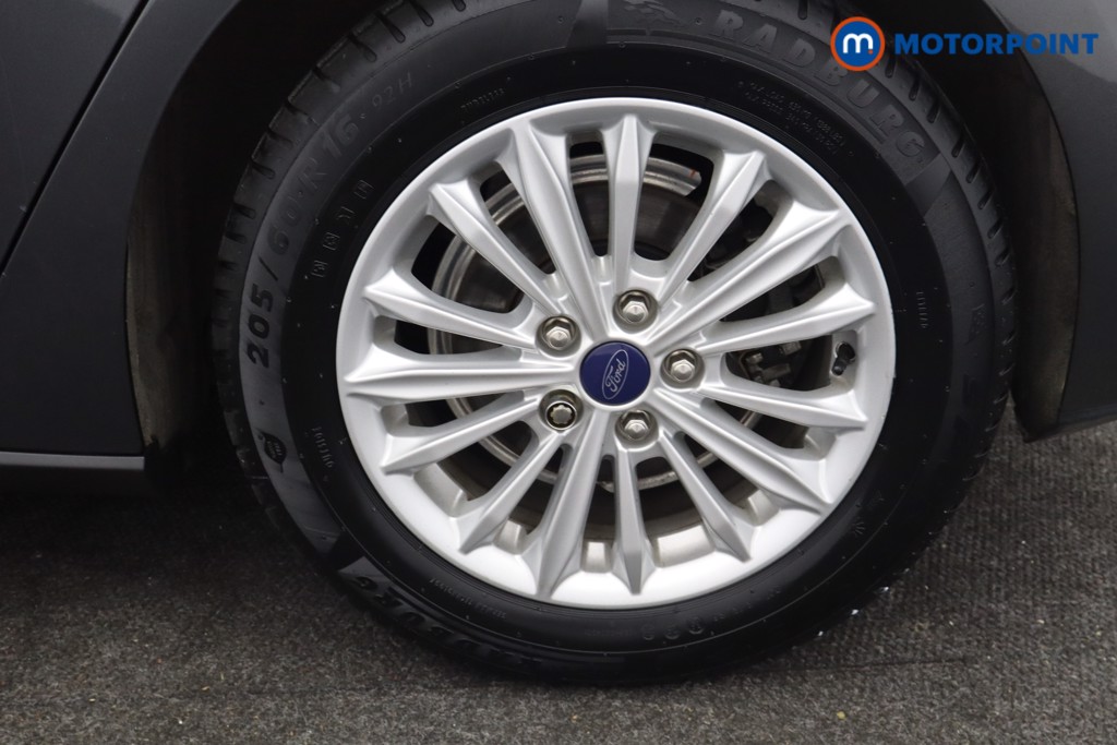 Ford Focus Titanium Manual Petrol Hatchback - Stock Number (1670974) - 27th supplementary image