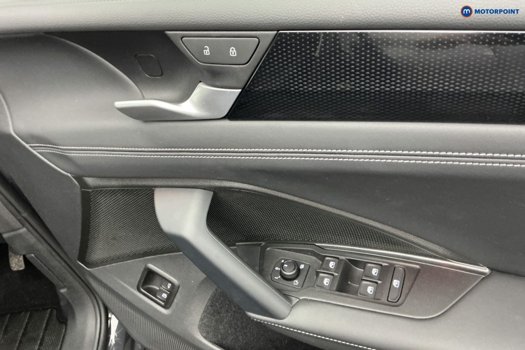 Volkswagen Tiguan Match Automatic Petrol Plug-In Hybrid SUV - Stock Number (1671461) - 25th supplementary image