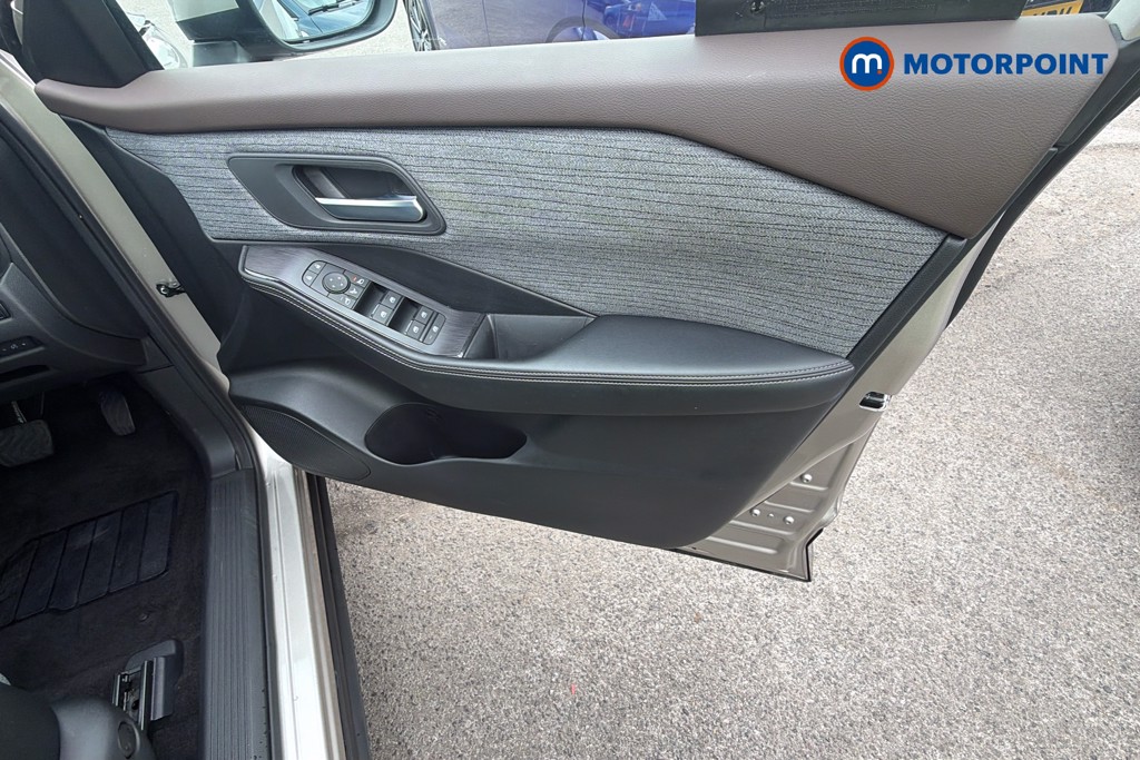 Nissan X-Trail N-Connecta Automatic Petrol-Electric Hybrid SUV - Stock Number (1671575) - 20th supplementary image