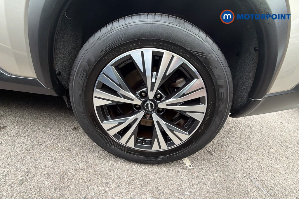 Nissan X-Trail N-Connecta Automatic Petrol-Electric Hybrid SUV - Stock Number (1671575) - 33rd supplementary image