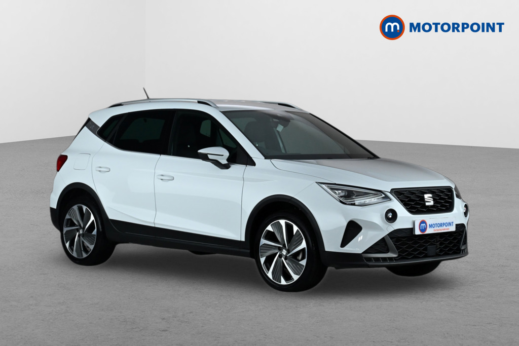 SEAT Arona listing photo