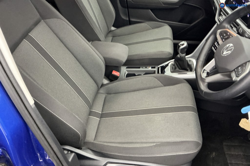 Volkswagen T-Roc Life Manual Petrol SUV - Stock Number (1671801) - 5th supplementary image