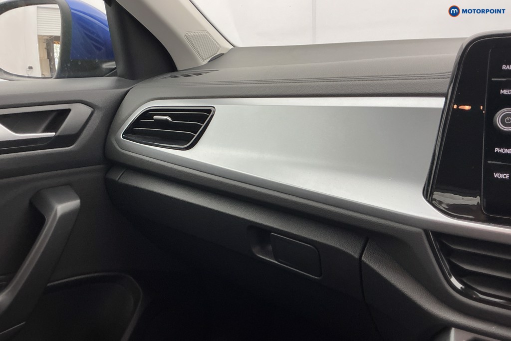 Volkswagen T-Roc Life Manual Petrol SUV - Stock Number (1671801) - 17th supplementary image