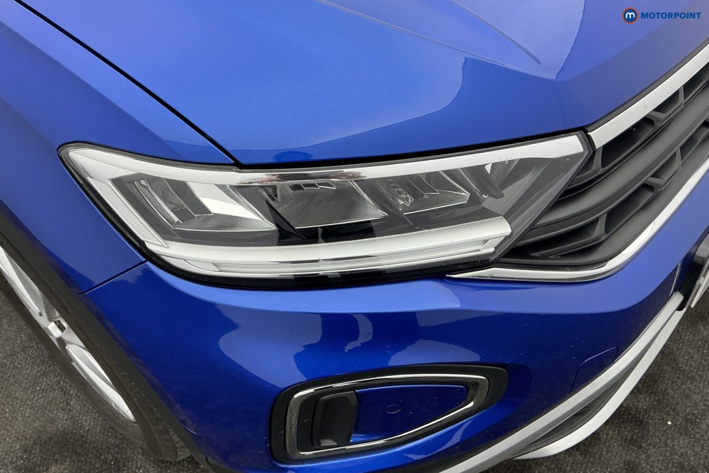 Volkswagen T-Roc Life Manual Petrol SUV - Stock Number (1671801) - 28th supplementary image