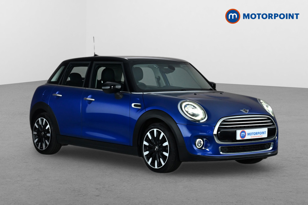 Mini Hatchback Cooper Exclusive Manual Petrol Hatchback - Stock Number (1671913) - Drivers side front corner