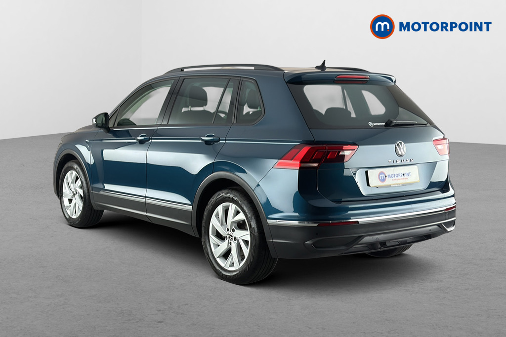 Volkswagen Tiguan Life Manual Petrol SUV - Stock Number (1672065) - Drivers side rear corner