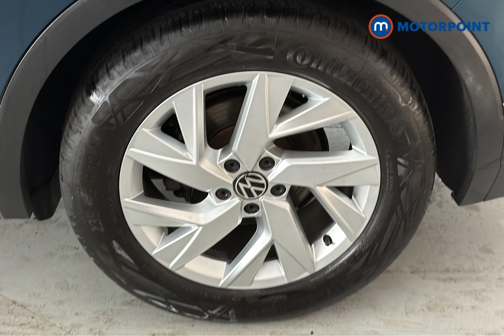 Volkswagen Tiguan Life Manual Petrol SUV - Stock Number (1672065) - 45th supplementary image