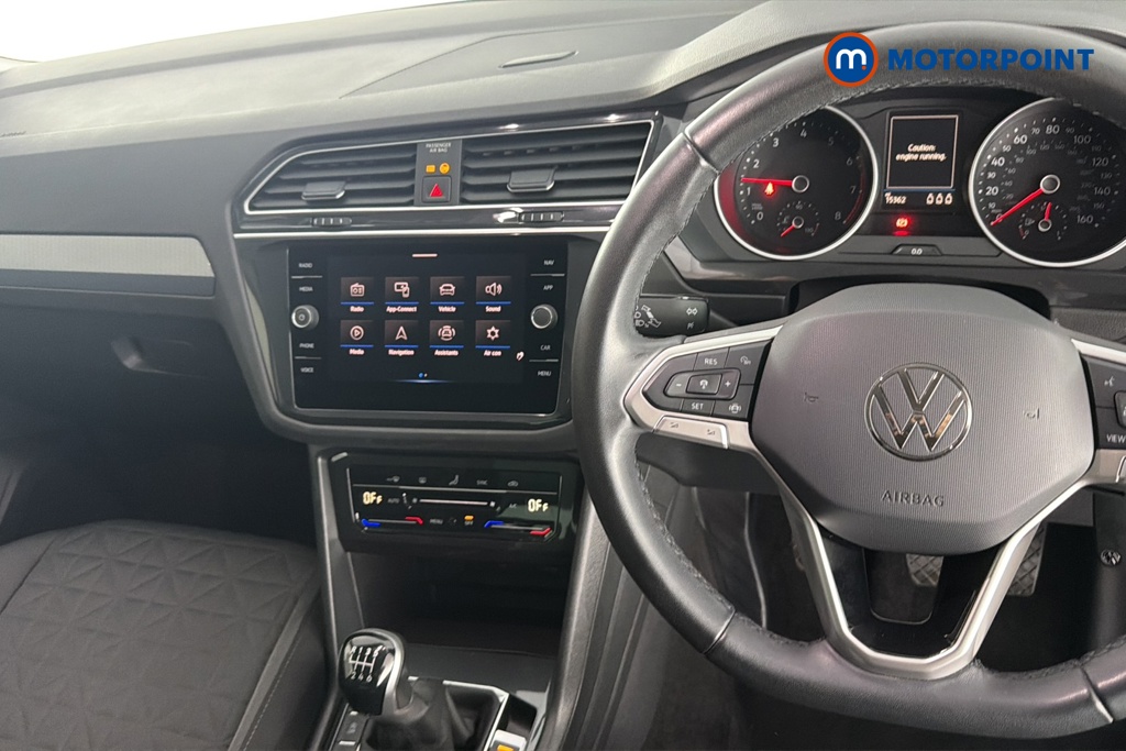 Volkswagen Tiguan Life Manual Petrol SUV - Stock Number (1672065) - 1st supplementary image
