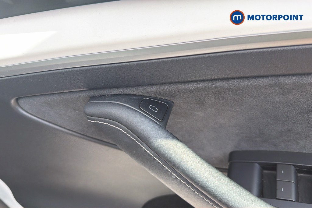 Tesla Model Y Rwd 5Dr Auto Automatic Electric SUV - Stock Number (1672070) - 4th supplementary image