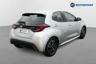 Toyota Yaris Design Automatic Petrol-Electric Hybrid Hatchback - Stock Number (1672084) - Drivers side rear corner