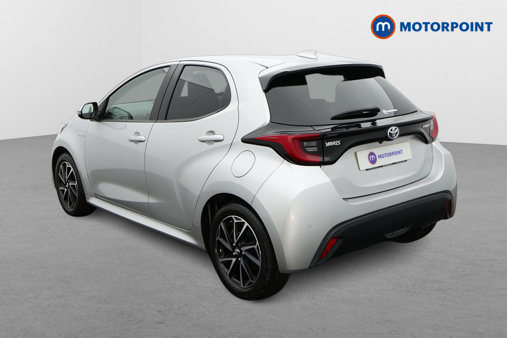 Toyota Yaris Design Automatic Petrol-Electric Hybrid Hatchback - Stock Number (1672084) - Passenger side rear corner