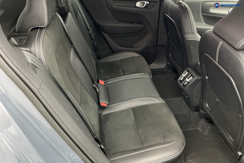 Volvo Xc40 R Design Automatic Petrol SUV - Stock Number (1672088) - 4th supplementary image